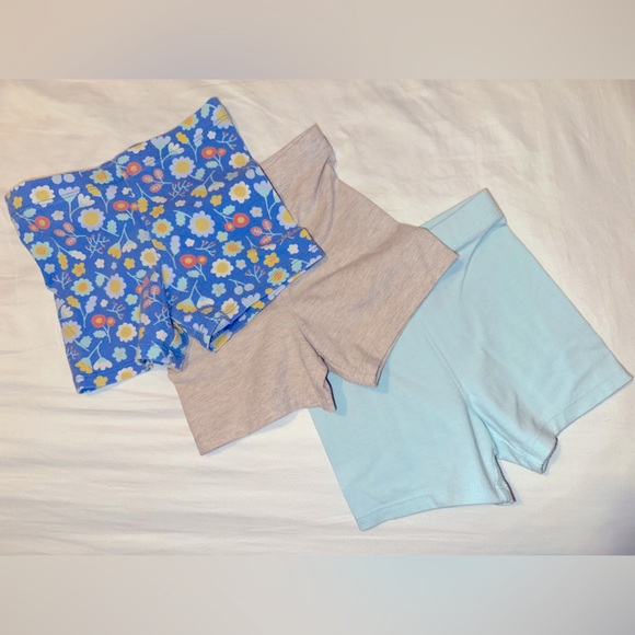 4/$20 Toddler Girls‎ Cartwheel shorts - Picture 1 of 6